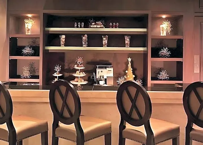 Hotel Gulliver's Tavern 3*