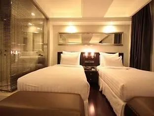 Hotel Gulliver's Tavern 3*