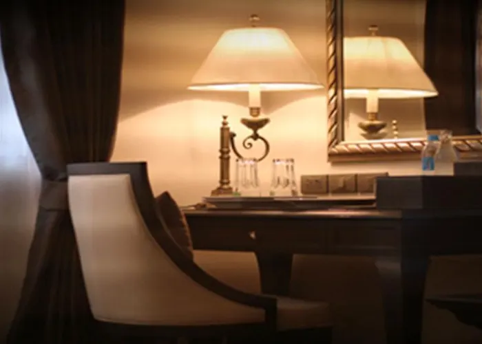 Gulliver's Tavern Hotel 3*