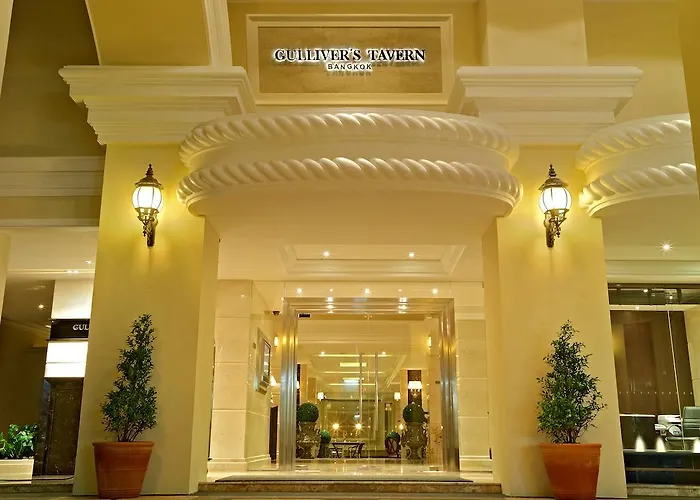 Hotel Gulliver's Tavern 3*
